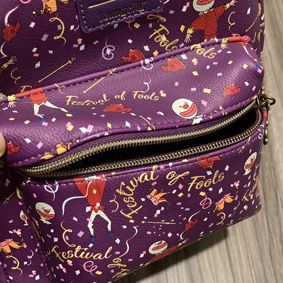 Loungefly Disney The Hunchback Of Notre Dame Festival Of Fools - Picture 8 of 11